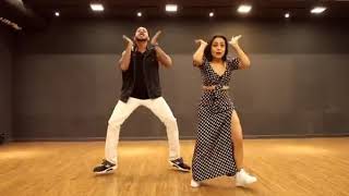 neha kakkar, neha kakkar new songs, cover song, neha kakkar live, neha kakkar performance, aankh mar