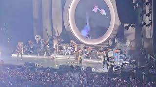 Download Lagu Arctic Monkeys Arabella Live @theforum Kia Oct 01 2023 MP3