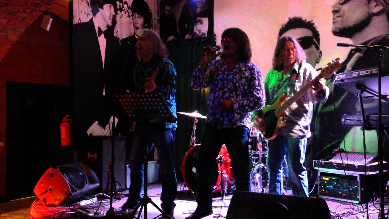 Группа "77" (Красноярск) - Не умирай любовь - YouTube