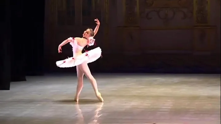 Victoria Collier | Paquita wedding variation 2022