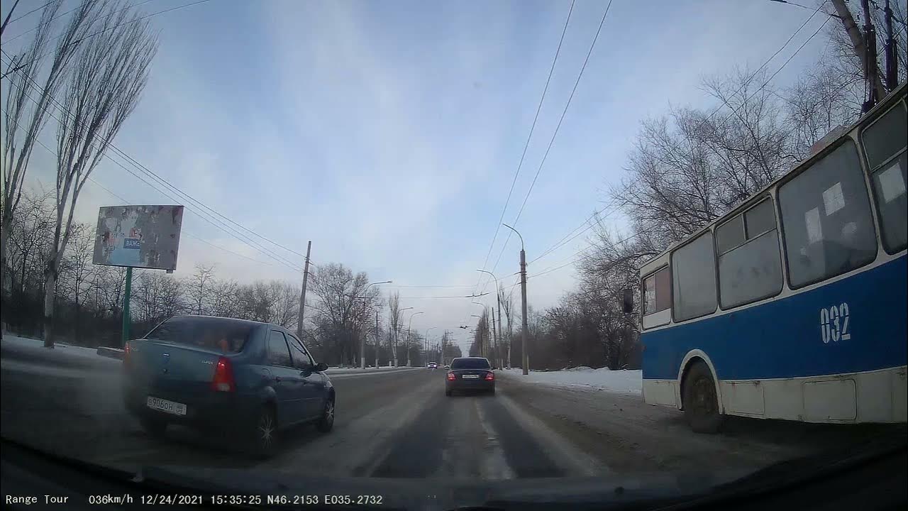 Погода краснодонск. Лнр. Памятник неизвестному солдату в г. Погода краснодонск. Жители поселка краснодон.