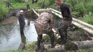 видео: Тенгулы 2015 строим мост на Мостовом. картинка: Тенгулы 2015 строим мост на Мостовом.