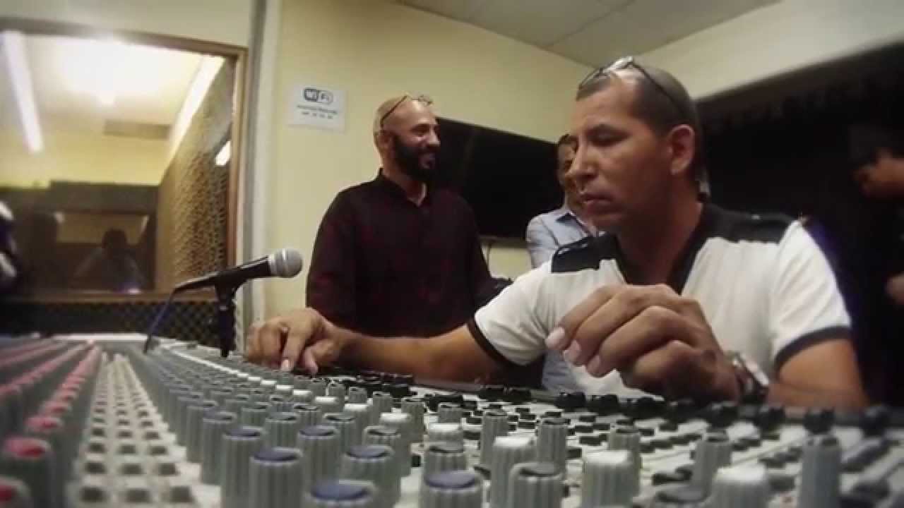 AVR MUSIC PROMO ESTUDIO - YouTube
