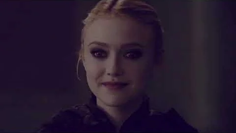 Dakota Fanning's Transformation Is Seriously Turni...