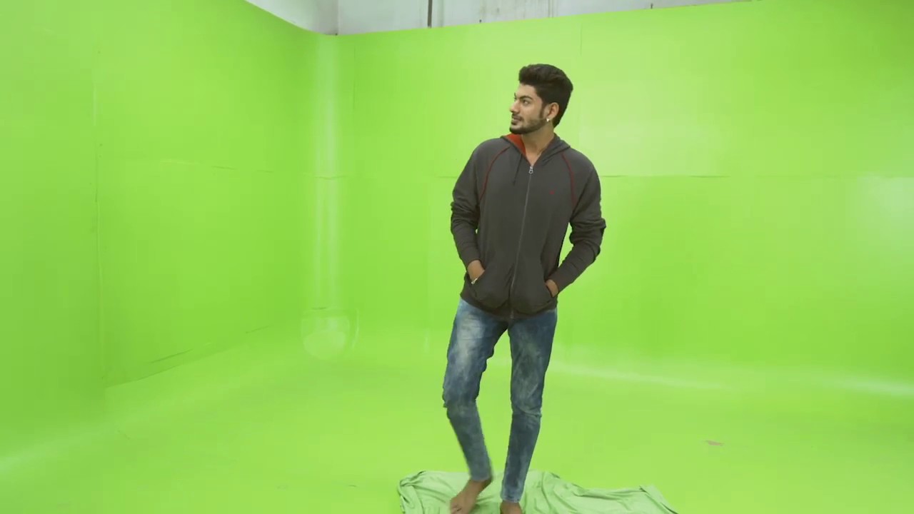 How to build a green screen studio - 5 things you need