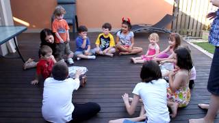 Playing Pass the Parcel at nannas