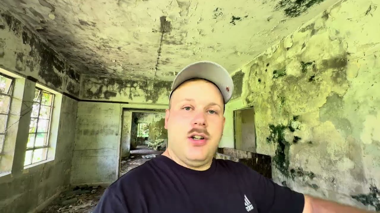 Заброшенный дом, увитый плющом, Маврикий 🇲🇺