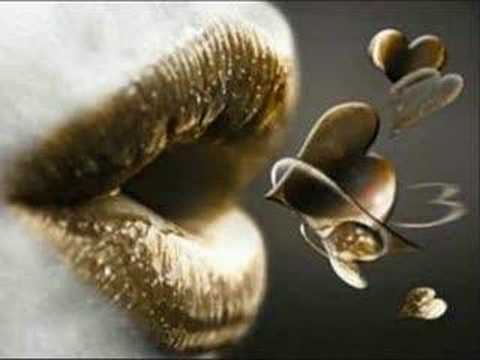 LUCA DIRISIO-NON CAMBIARE MAI accords
