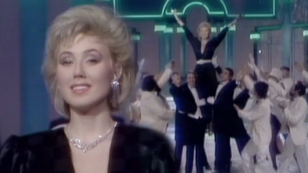 Lepa Brena - Živela Jugoslavija - Novogodišnji Show Program - (RTB 1984/85)