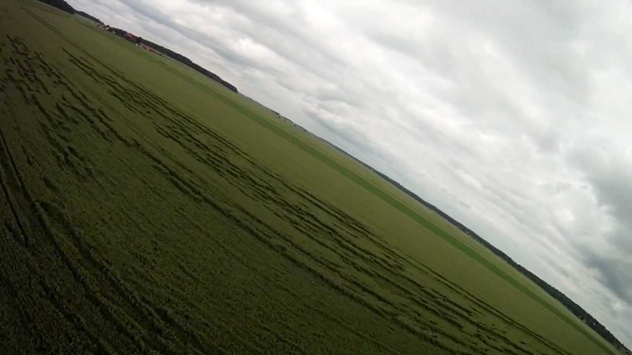 Testflight with Rangevideo flying wing. Short version and early prototype