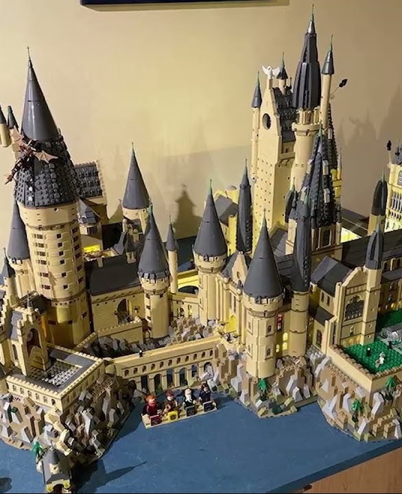 Is The New Microscale LEGO Hogwarts Better Than The Original One?!?!?! #shorts