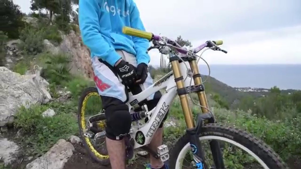 GONAX downhill descenso ( ropa gonax - YouTube