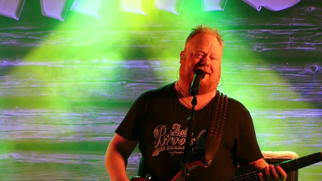 Fernandoz - Distant Drums // Live Folkets Park Falköping // 9 februari 2023 // Countrymusic