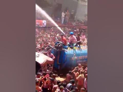 holi aayi re mastano ki toli