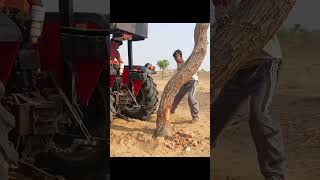 Massey Ferguson Tractor Ko Nikal Ki Trick 😱🚀 #viralshort #automobile #masseyferguson