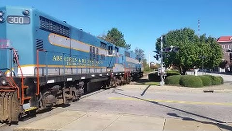 [A&R] 400 GP38 & 300 GP18 Pulling Hard & Screming leslie RS5T Through Fay NC