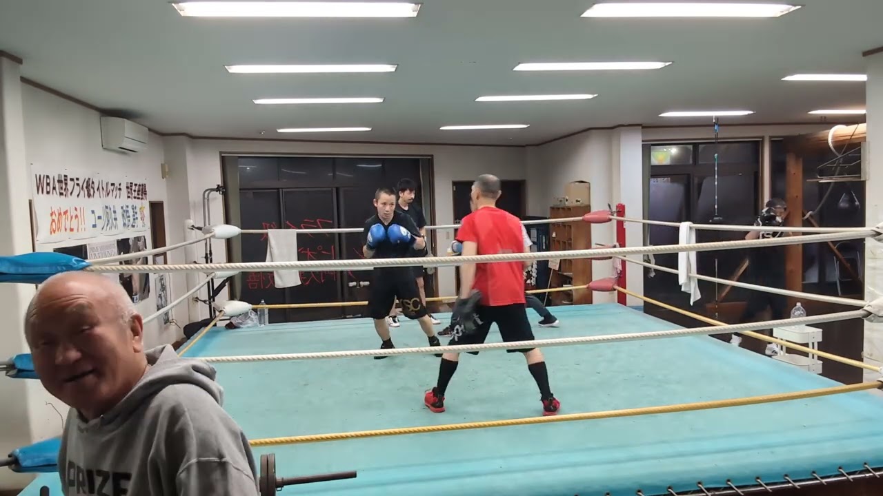 デビュー戦前のプロボクサーのミット打ちとマスボクシング🥊