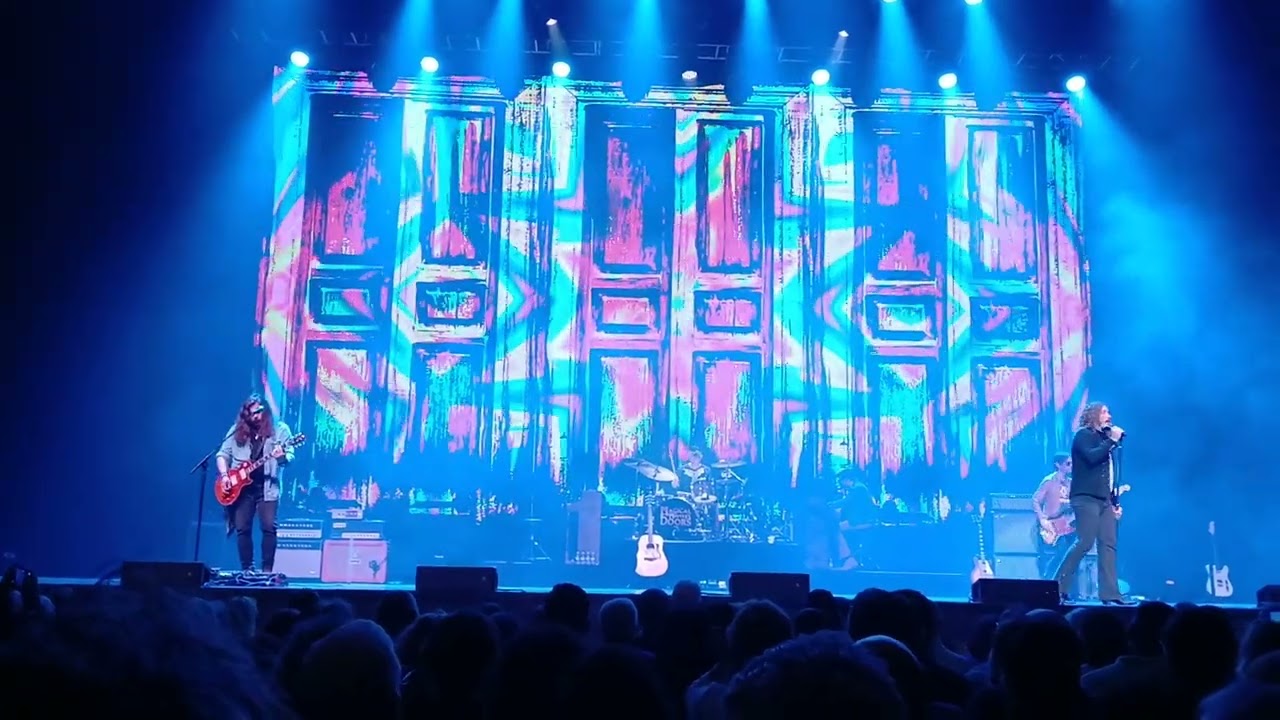 The Magical Mystery Doors playing The Doors "Light My Fire " (Excerpt)