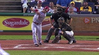 CIN@PIT: Schumaker lines single to center for a run