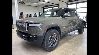 Rivian R1T | Launch Green