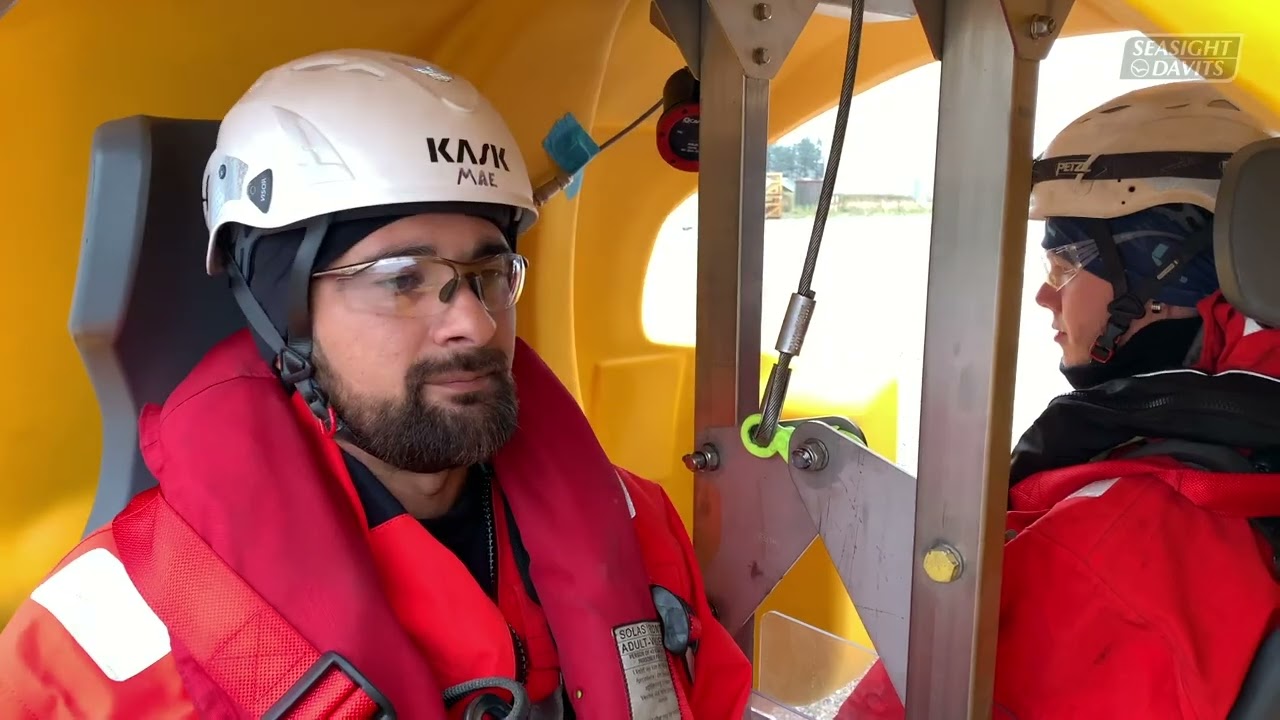 Seasight Davits' Spider - Spider Crane with Man-riding solutions - YouTube