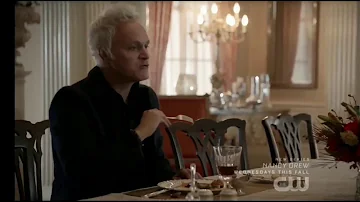 Does Peyton turn into a zombie in iZombie?