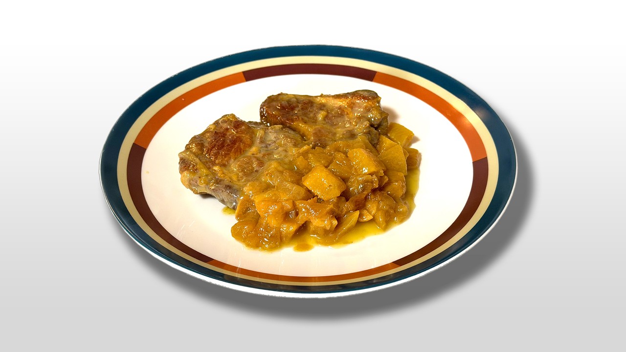 CABEZADA DE CERDO CON MANZANA Y PIÑA