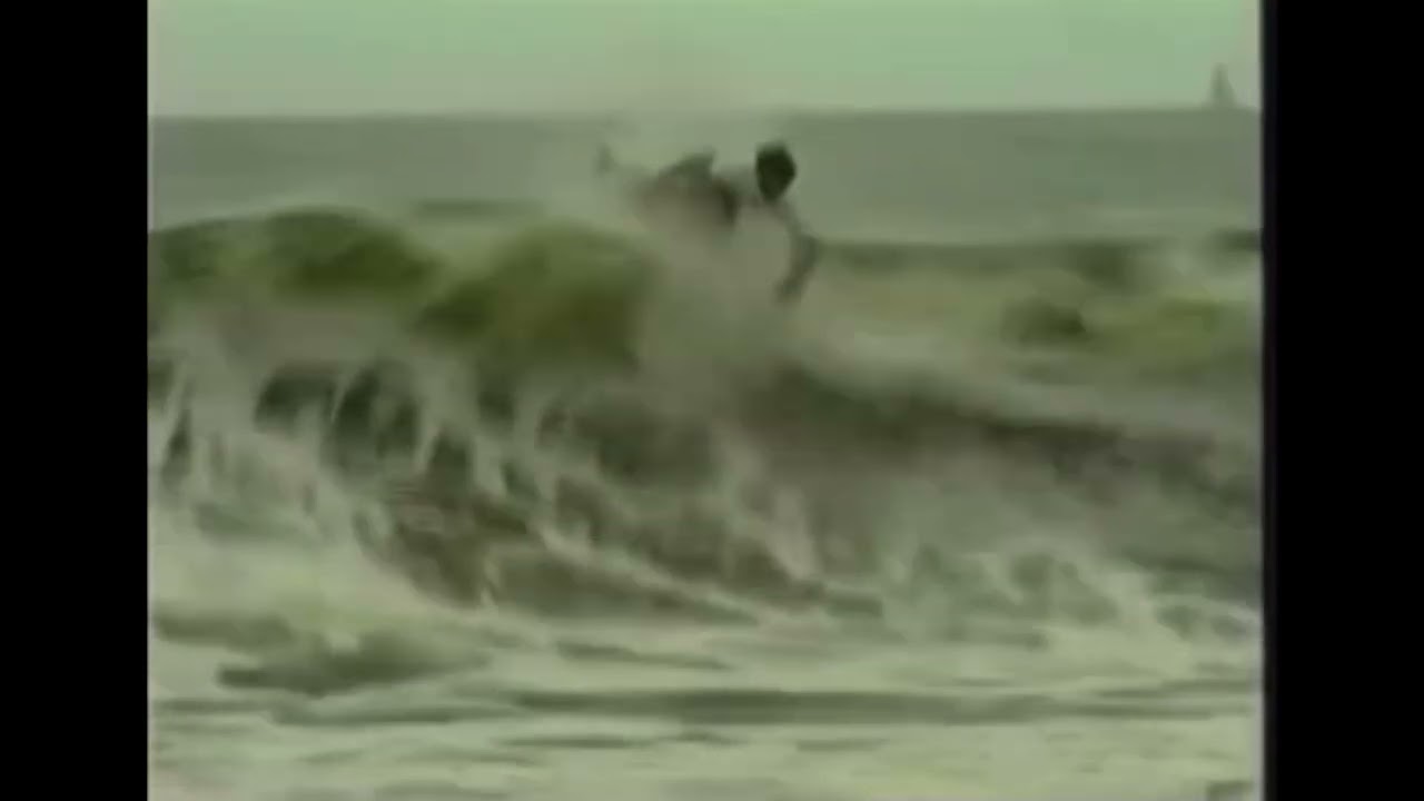 Kelly Slater x Flávio Padaratz - Final - Rip Curl Pro Hossegor 1994 (edit) 