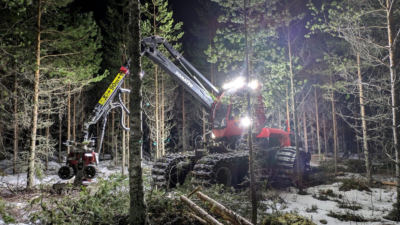 Pitkä video ensiharvennusta joukkokäsitellen. Komatsu 931 & Logmax 5000D