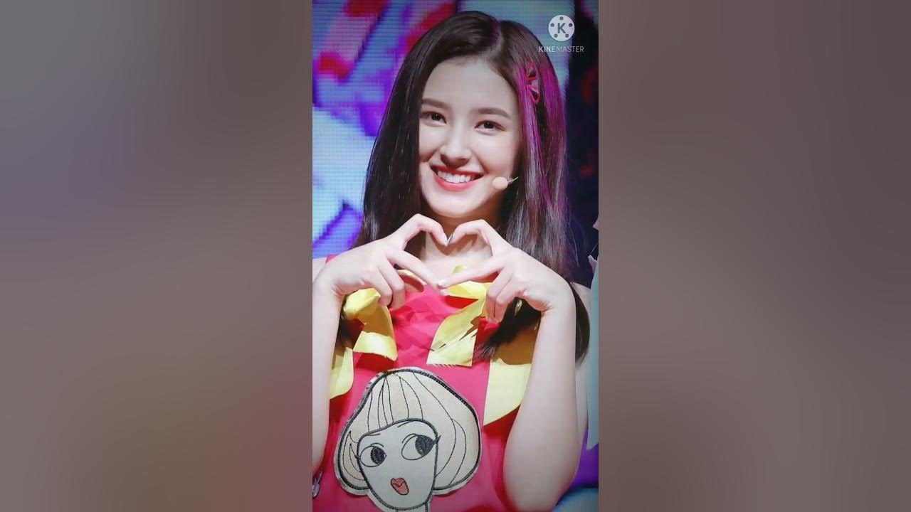 Nancy 🥰🥰.../ song-cutiepie/ Album-Ae dil hai mushkil/singer-Pritam, Pradeep singh sran, Nakash aziz.
