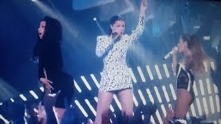 Review Nicki Minaj Nip Slip During Bang Bang Performance Ft Ariana Grande Jessie J