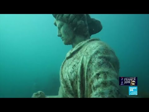 Discover the sunken Roman city of Baiae, near Naples