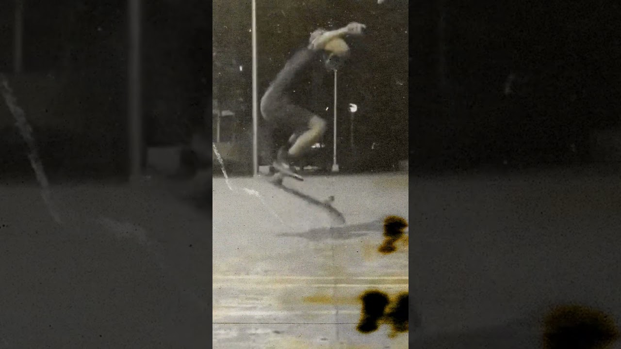 Varial heel flip