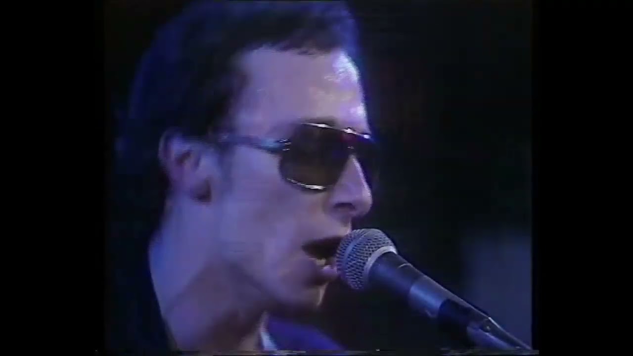 Graham Parker & The Rumour - Soul Shoes (Live 1977)