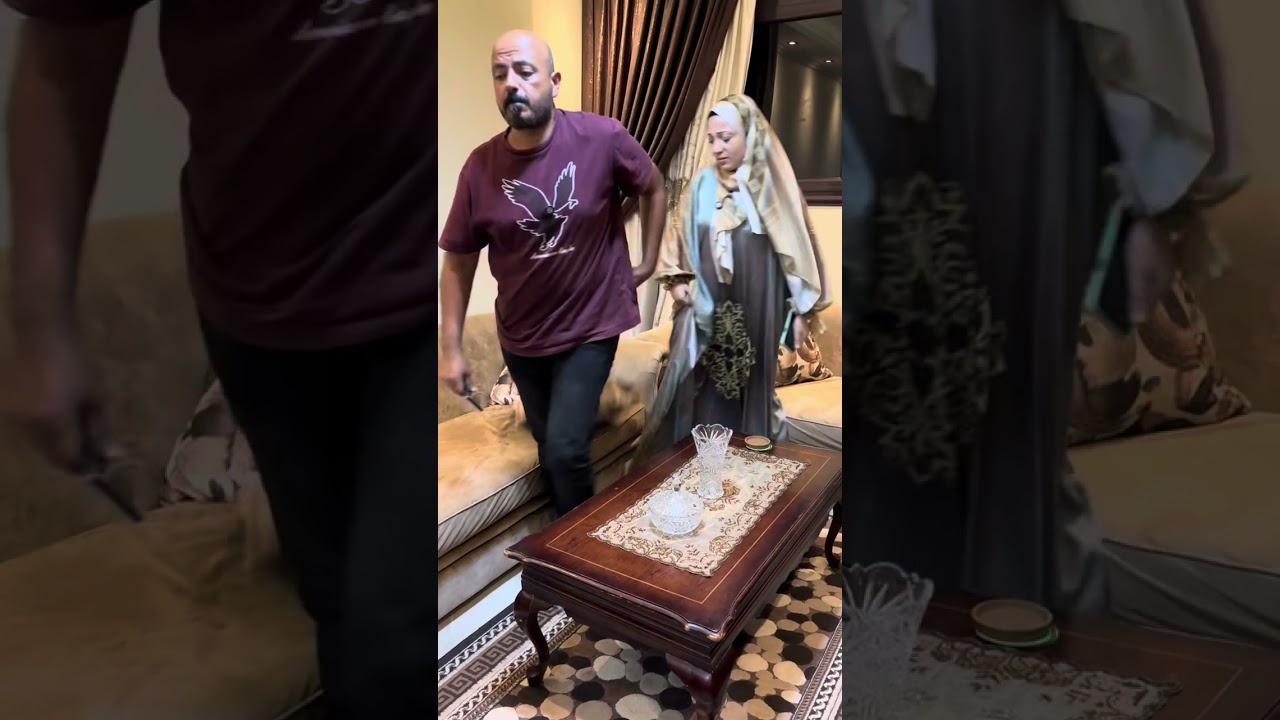 امى اخذت فلوسى عافية ل اختى وقاهرتنى  (يرضىً مين )