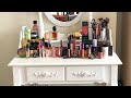 Colecția de makeup și ce se află pe măsuța de makeup