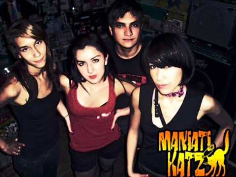 Watch the video for Mi sangre hierve