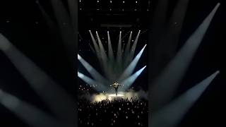 Efsane geri döndü…Yıllar sonra Tarkan İstanbuld’da ! #Tarkan #Megastar #CanlıPerformans