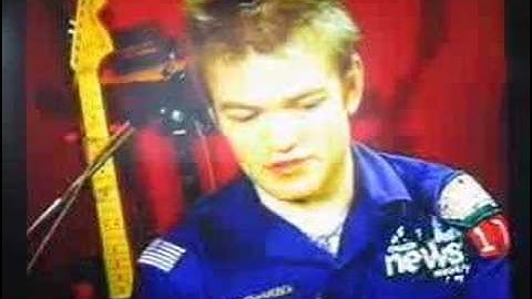 Avril lavigne MuchNewsWeekly-Feb04-07 part1