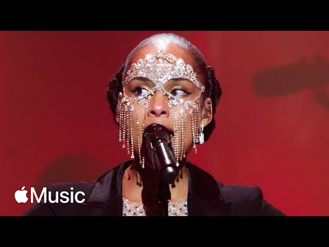 Alicia Keys — Santa Baby (Apple Music Live 2022)