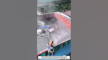 Efficient Cement Loading Machine: Fast and Clean!