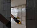 塗るより拭くほうが難しい目地施工
