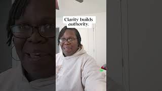 Clarity builds authority. #nichingdown #contentstrategy #authoritybuilding #seotips #coachmarketing