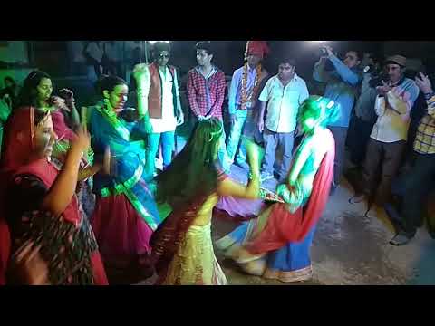 Ssarr R Ude Re Satrangi Tharo Lehariyo Song Dance
