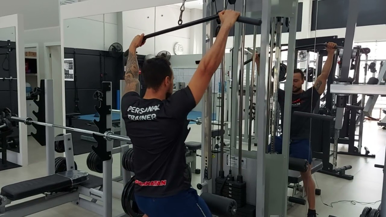 Puxada Alta Com Halteres A Puxada Alta: O Exercício Que