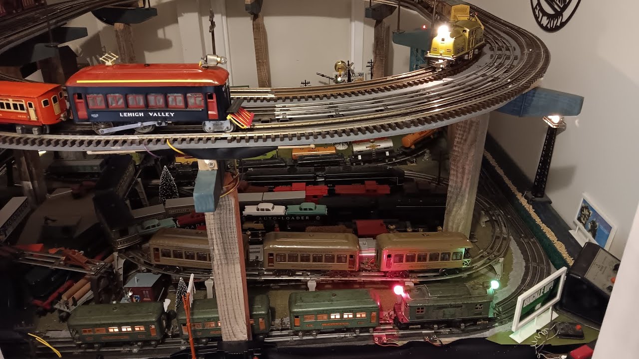 Linel 252 Tinplate Tuesday run- Lehigh Valley DD-1, Lionel 252 & 253 Electrics ...