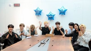 스트레이 키즈(Stray Kids)와 Hiwa\u0026Steven의 온라인 만남