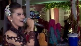 Titip Rindu Buat Ayah Cover Vero Adena ZELINDA Live Candi