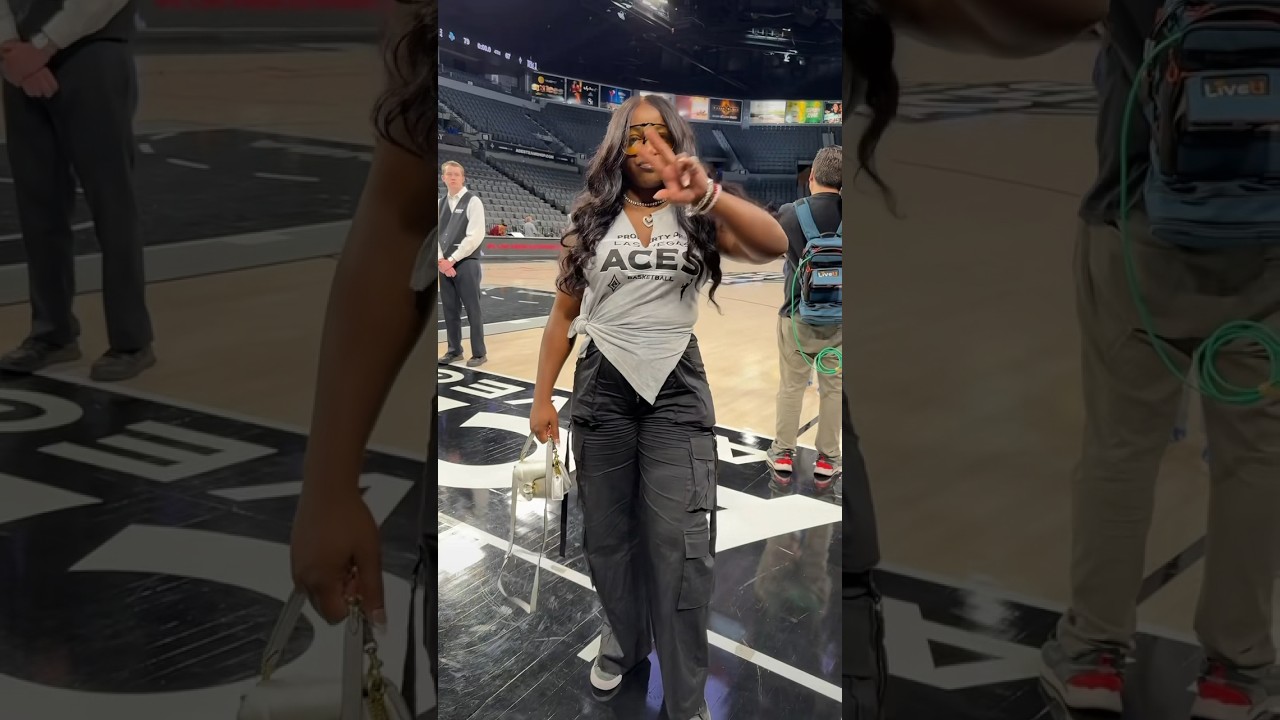 Transform your old tee into a stylish game day look!