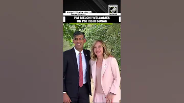 G7 Summit Italia Italian Prime Minister Georgia Meloni Welcomes UK PM Rishi Sunak 